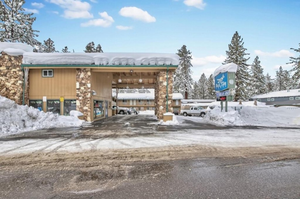 Blue Jay Lodge Image 15